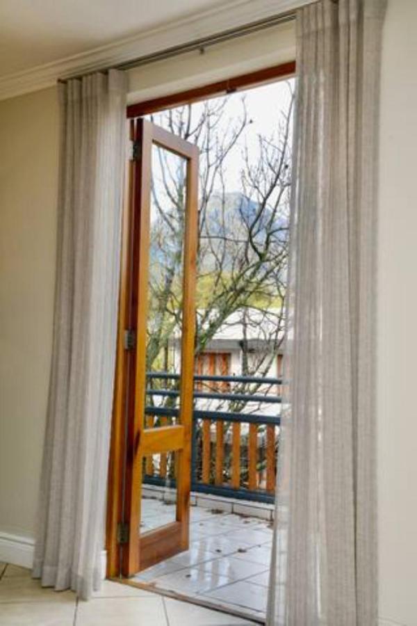 Church Street Luxury Apartments Stellenbosch Ngoại thất bức ảnh