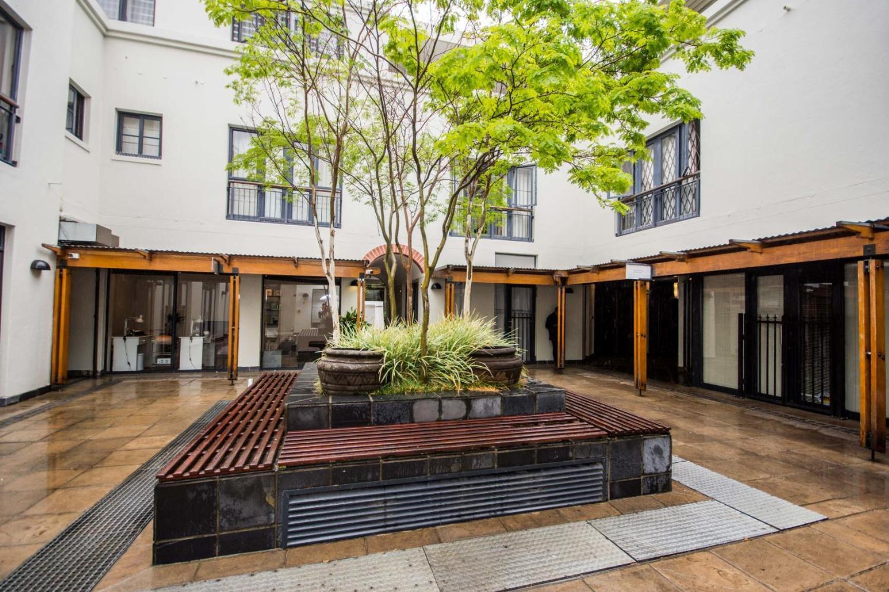 Church Street Luxury Apartments Stellenbosch Ngoại thất bức ảnh